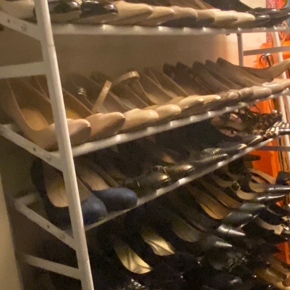 I'm Dahlia the Dirty Boot Diva - Picture 2 of 10